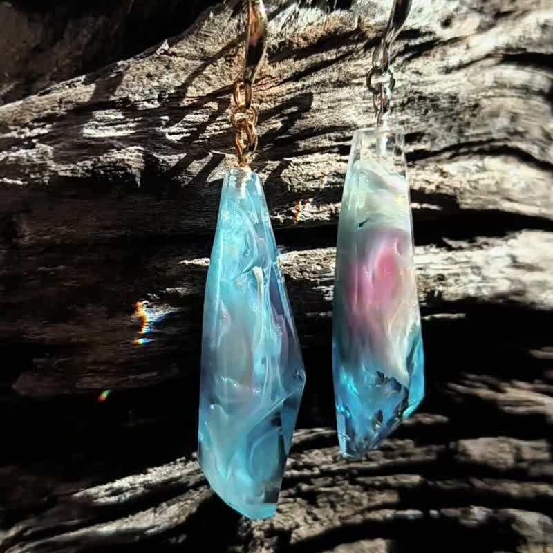 綠島手工/個性風格耳環耳墜客製/海洋海浪寶石樹脂/純銀耳飾禮物 - 耳環/耳夾/耳骨夾 - 樹脂 多色