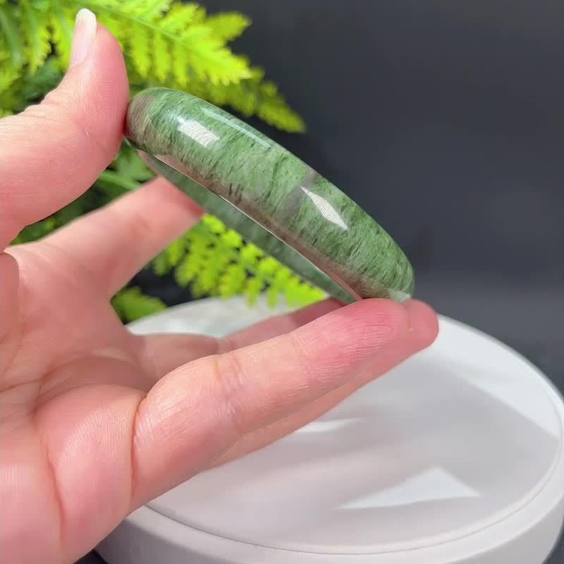 幻影幽靈水晶手鐲60+MM 綠色透感異像水晶手環 招財聚財 同情愛心 - 手鍊/手鐲 - 水晶 綠色