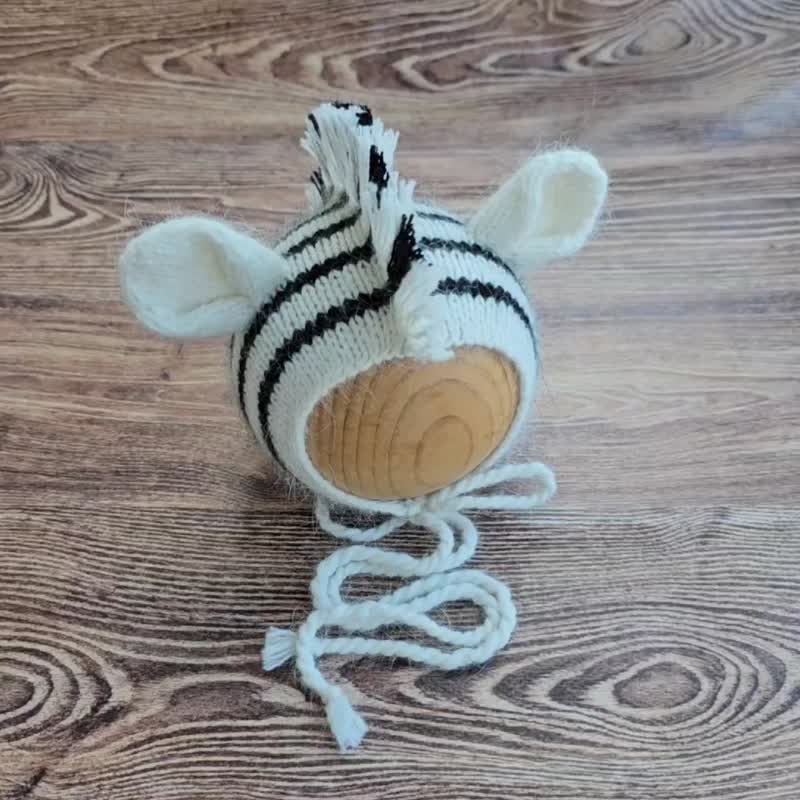 PDF! Zebra newborn hat knitting pattern / newborn photo props - 其他數位商品 - 其他材質 