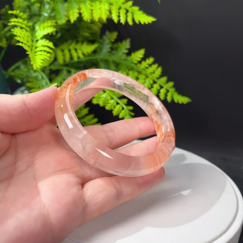 超稀有玻璃體雪花幽靈水晶手鐲62MM 冰透閃片水晶手環 晶瑩靈秀 - 手鍊/手環 - 水晶 
