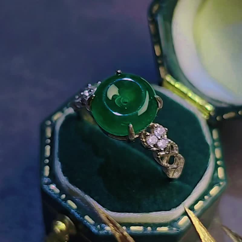 富貴 •圓滿•順遂|高冰玻辣綠|A貨翡翠平安扣純銀精緻戒指 - 戒指 - 玉石 