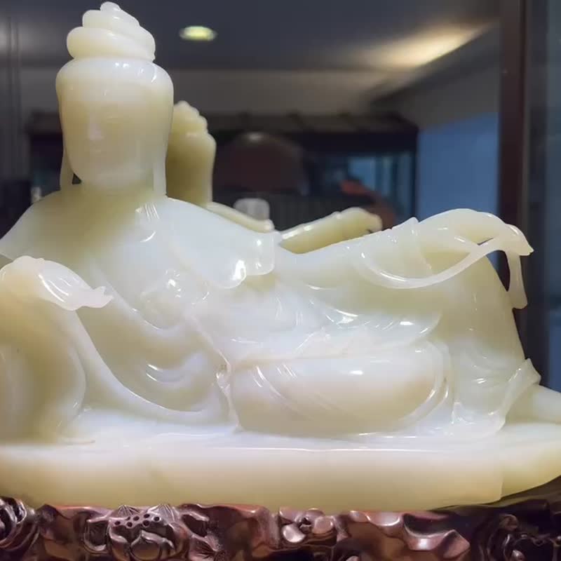 Free Avalokitesvara Xinjiang Hetian White Jade Avalokitesvara Avalokitesvara Bodhisattva Hetian Jade Avalokitesvara Buddha Statue - Items for Display - Jade White