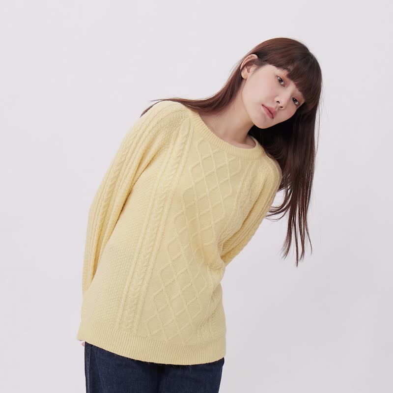 Argyle Round Neck Long Sleeve Sweate - Women's Sweaters - Other Man-Made Fibers Yellow