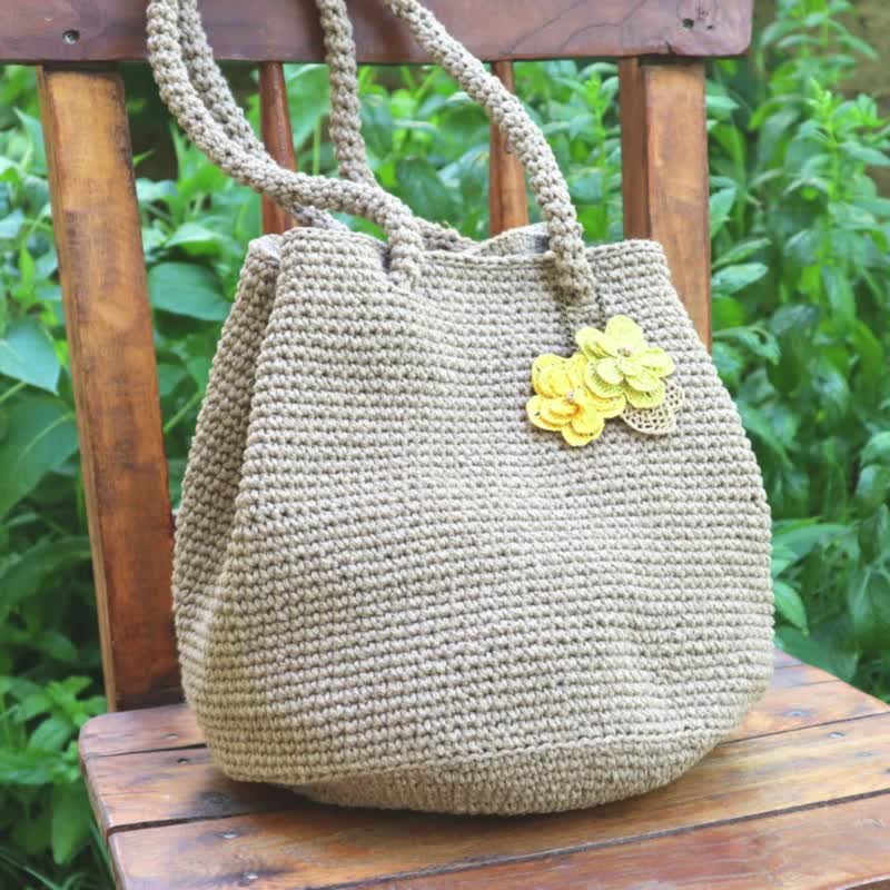 OYA flower charm MACRAME bag 【MARGARET】Sand beige - Handbags & Totes - Other Man-Made Fibers Brown