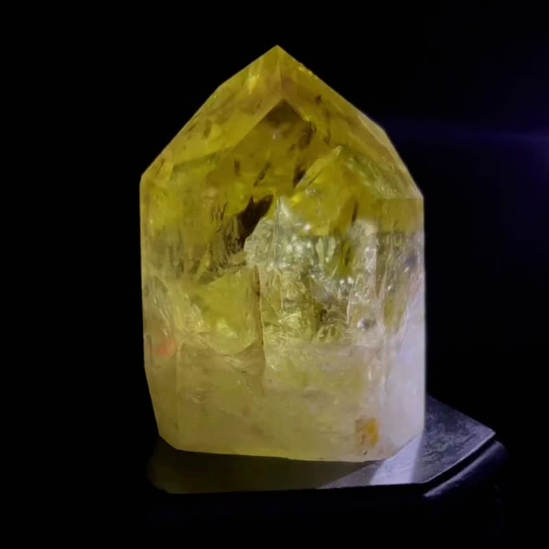 絕美彩虹光 黃水晶柱 送底座  黃水晶柱 財富能量 黃水晶 - 擺飾/家飾品 - 水晶 黃色