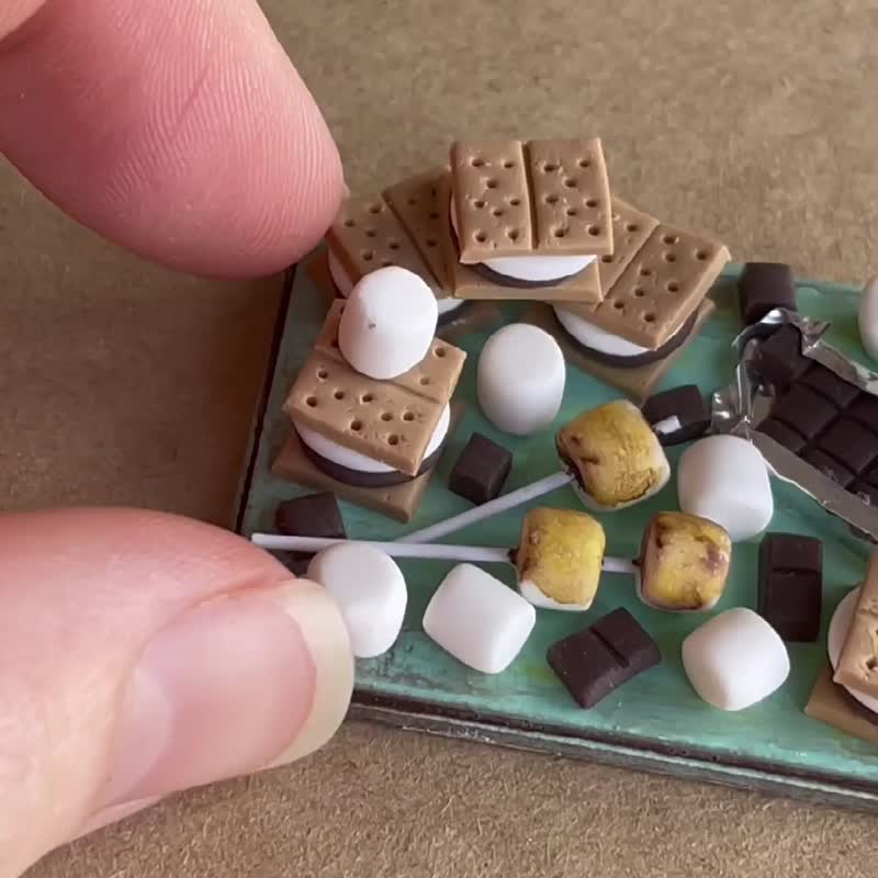 Miniature set with marshmallows - 公仔/玩偶 - 其他材質 多色