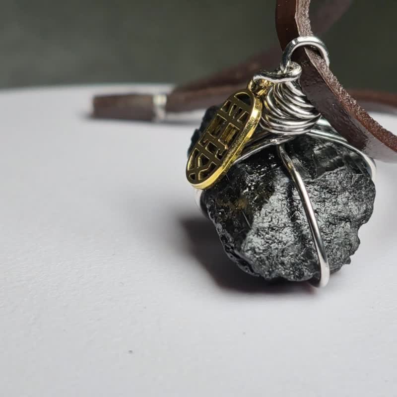 •平安門把掛件• 繞線 黑碧璽 真皮繩原礦吊飾 - 擺飾/家飾品 - 水晶 黑色