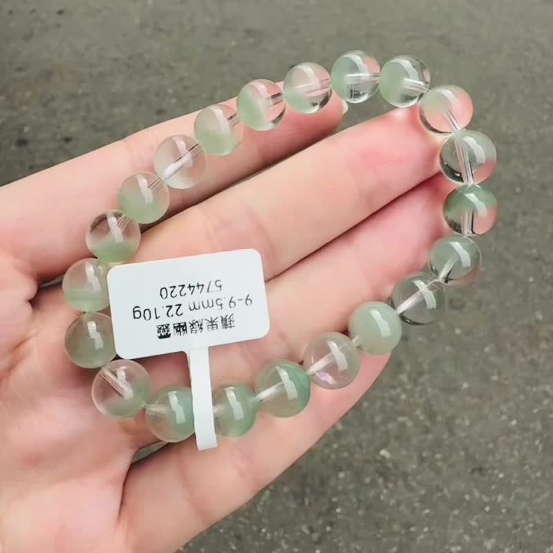 春天初芽嫩綠蘋果半盆綠幽靈9-9.5mm22.10g提升財運事業貴人運 - 手鍊/手環 - 水晶 綠色