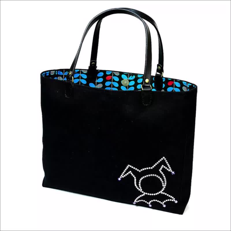 Double-sided Leather Belt Canvas Shoulder Bag Magnetic Snap Limited Ornament - Messenger Bags & Sling Bags - Cotton & Hemp Multicolor