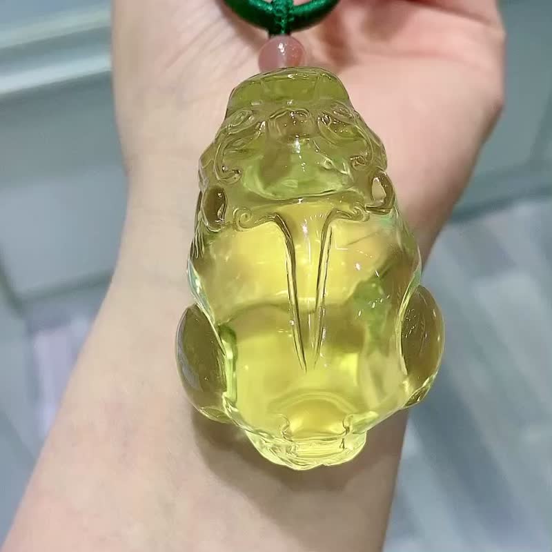 超大號天然巴西黃水晶貔貅吊墜精工雕刻款式新穎 嘴巴張開 - 吊飾/掛飾 - 水晶 