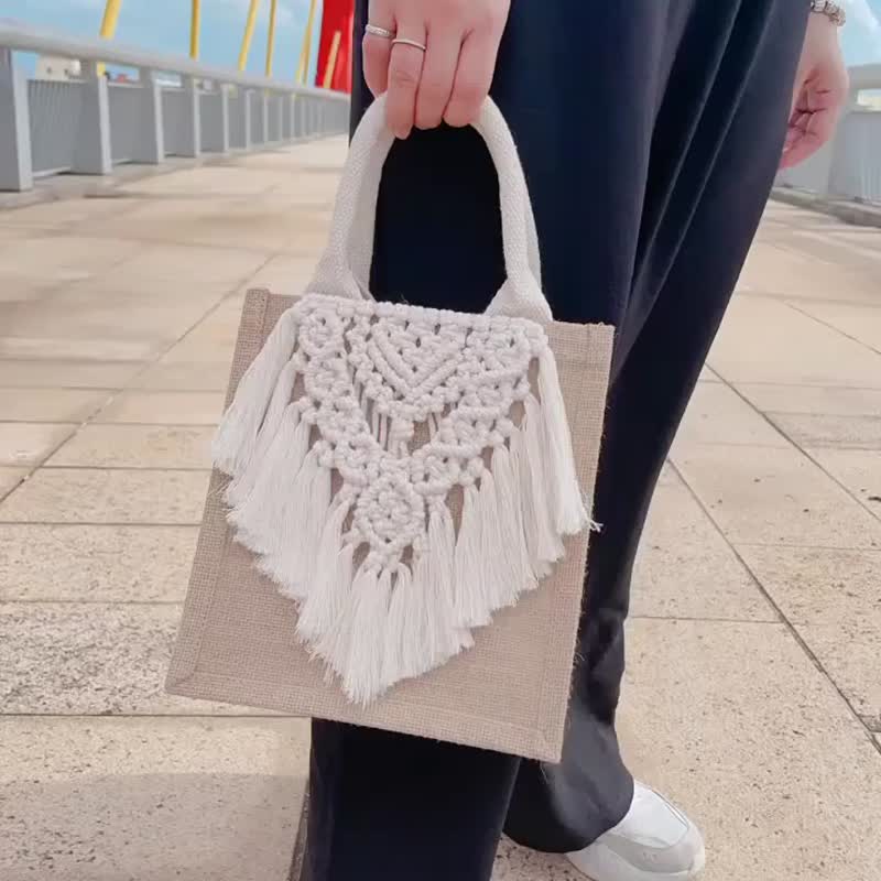 Macrame Woven MUJI A6 Linen Tote Bag - กระเป๋าถือ - ผ้าฝ้าย/ผ้าลินิน 