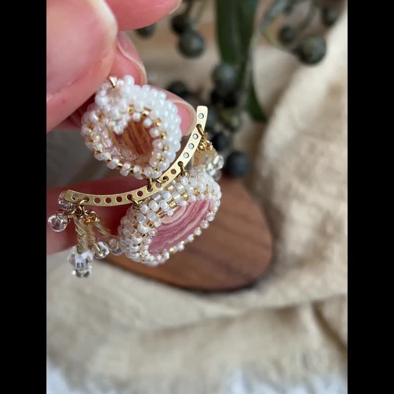 Golden Rutilated Quartz, Rhodochrosite, Amethyst Beaded Pendant with Gemstone Chain - สร้อยคอ - คริสตัล ขาว