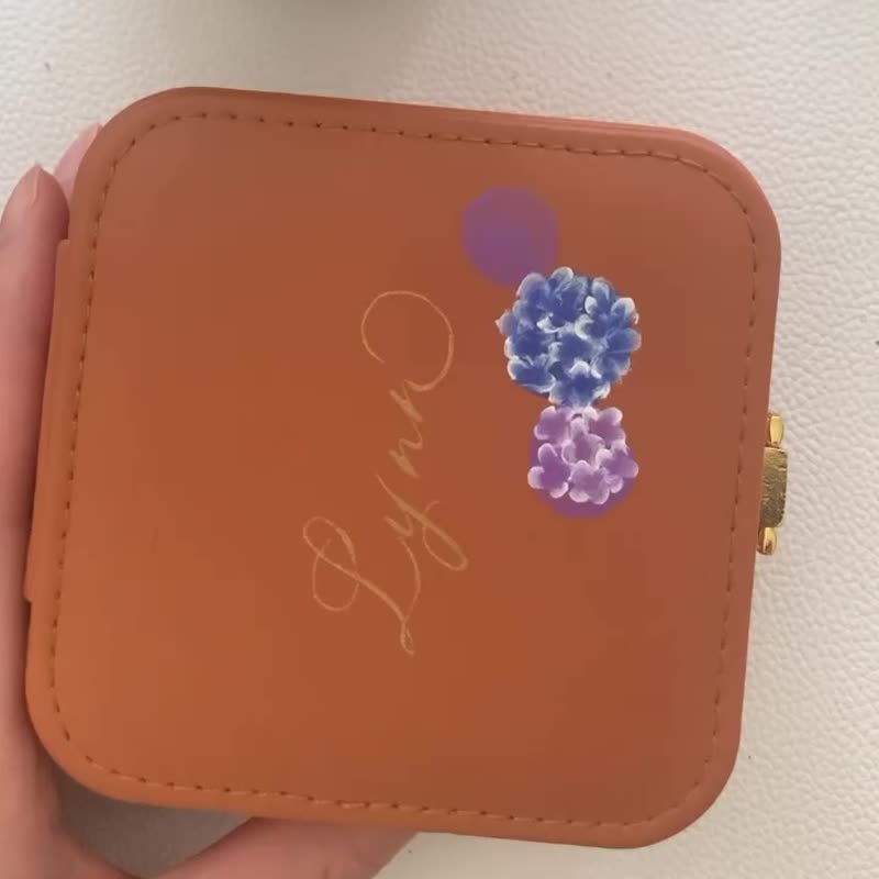 [Customized] Travel mini jewelry box/earring and ring storage/gold buckle with mirror style/hand-painted flowers/write your name - Earrings & Clip-ons - Faux Leather Brown
