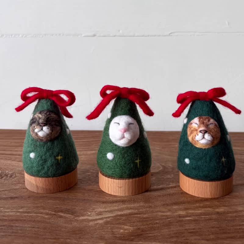 【客制化禮物】躲貓貓聖誕樹/羊毛氈/飾品收納架/貓咪臉訂製 - 擺飾/家飾品 - 羊毛 綠色