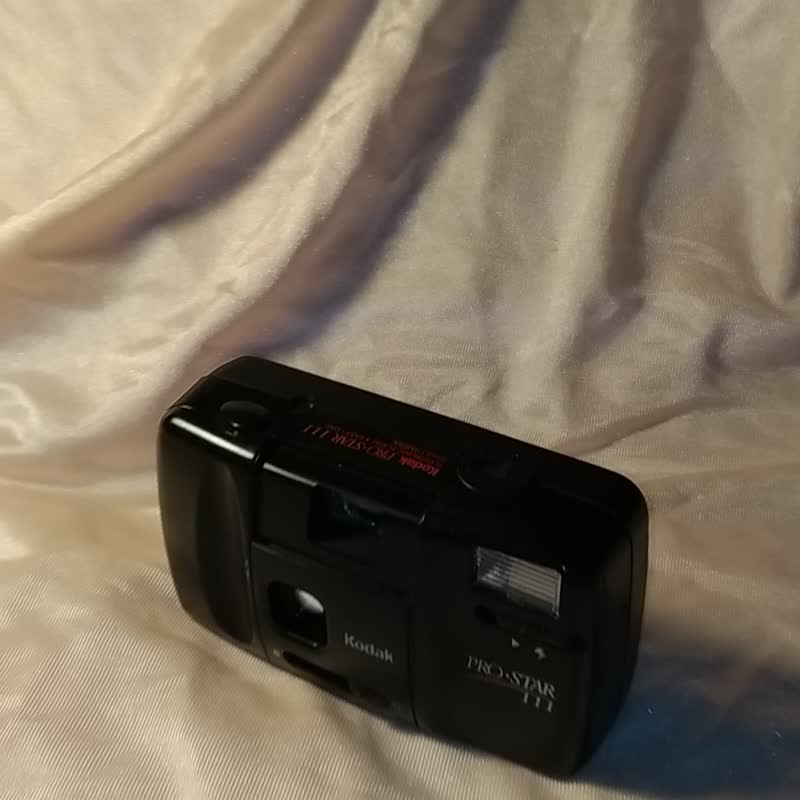 柯達 PRO-STAR 111 35 毫米膠卷緊湊型相機 20 世紀 90 年代測試 - 相機/拍立得/底片相機 - 其他材質 黑色