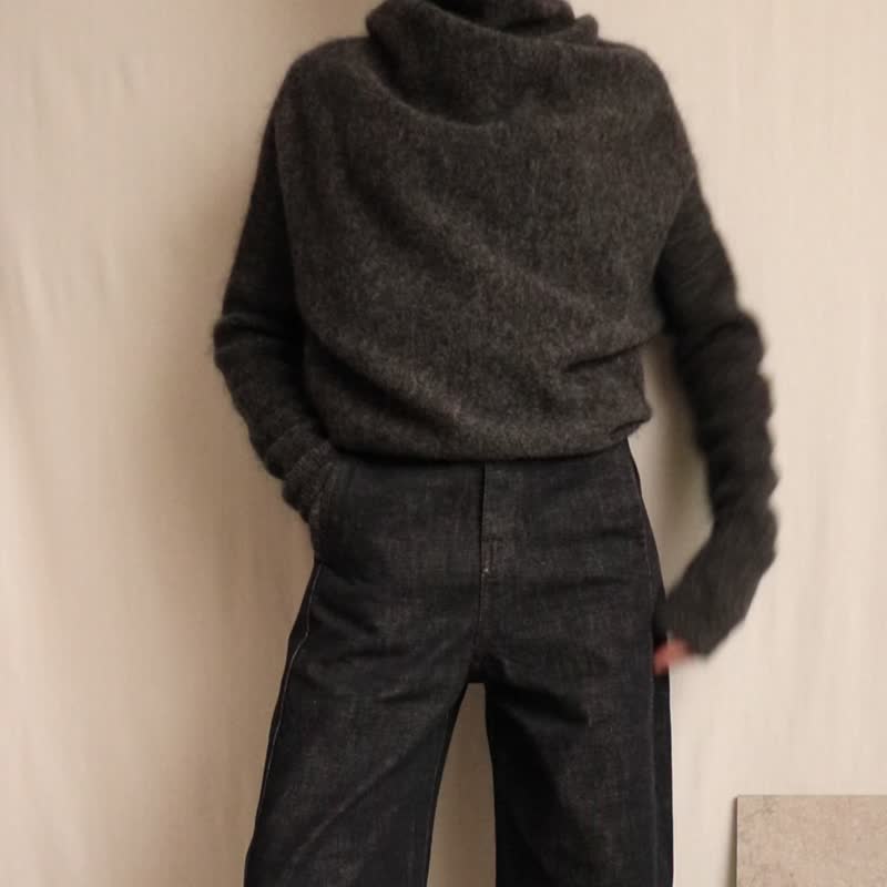 Dark charcoal draped asymmetrical merino wool and mohair pile-neck sweater - สเวตเตอร์ผู้หญิง - ขนแกะ 