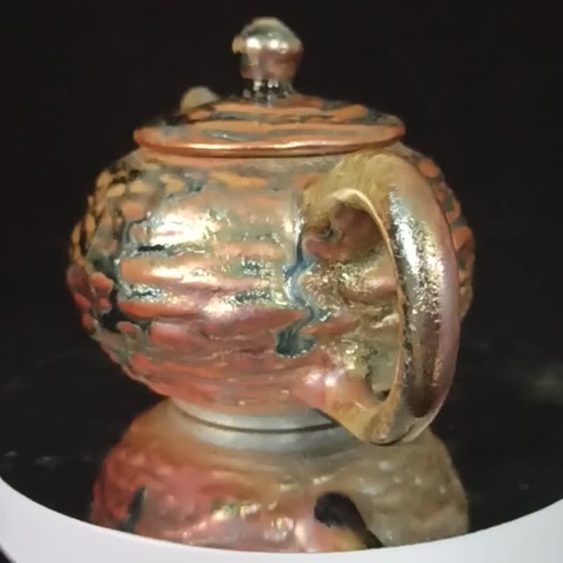 柴燒壺手拉胚落灰自然釉火痕金銀彩鶯歌職人精製 - 茶壺/茶杯/茶具 - 陶 多色