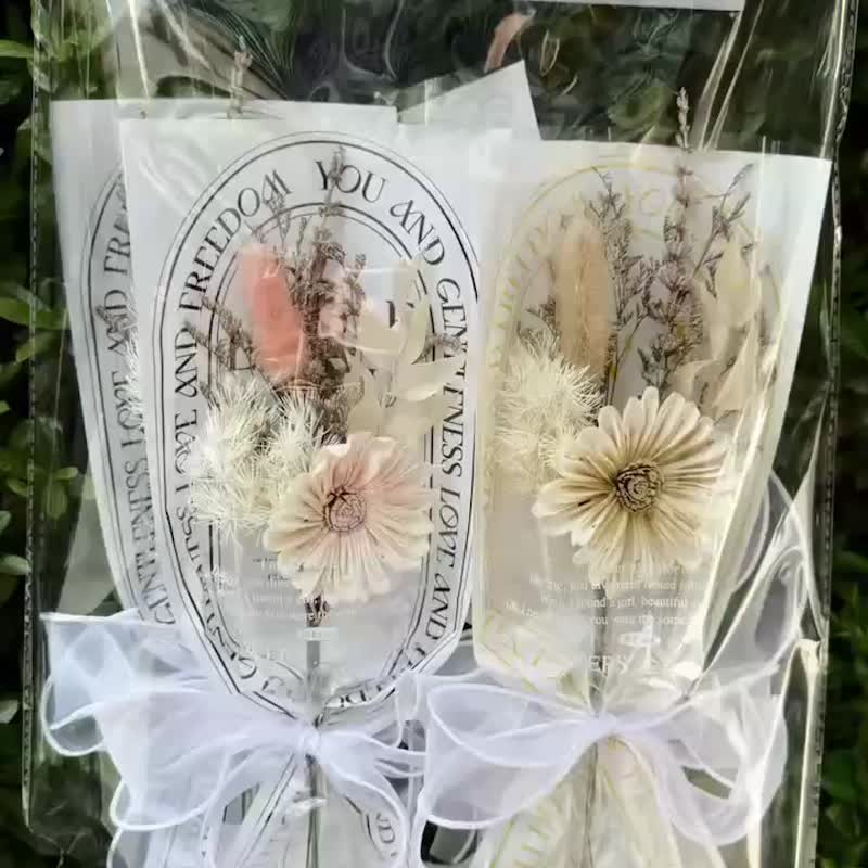 乾燥花 畢業花束 畢業送禮 聖誕花束 母親節 禮物 小花束 熊熊花 - 乾燥花/永生花 - 植物．花 多色