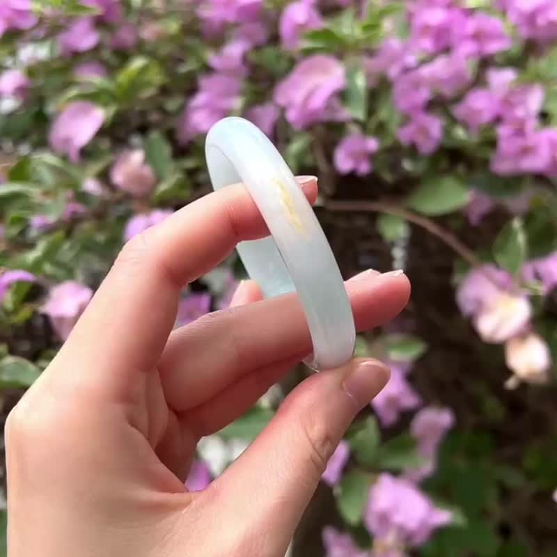 天然翡翠 緬甸 A玉 玉鐲 • 雲霧青天福鐲B - 手鍊/手環 - 石頭 白色