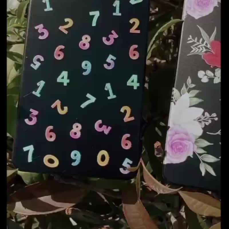 【霧黑系列】時尚行李吊牌/掛飾/背包吊飾 彩色數字字母 - 行李吊牌 - 塑膠 