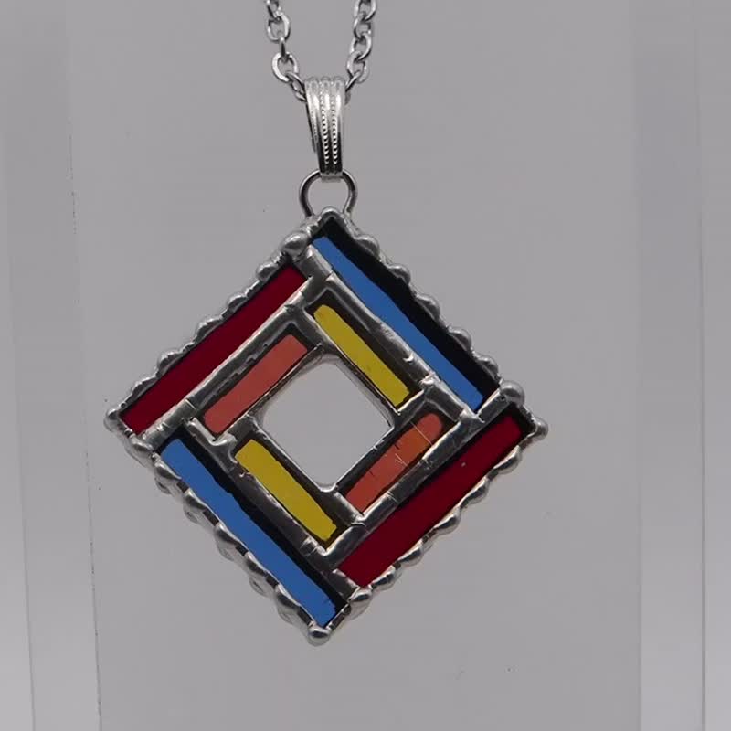 minuteness stained glass square pendant - สร้อยคอ - แก้ว หลากหลายสี