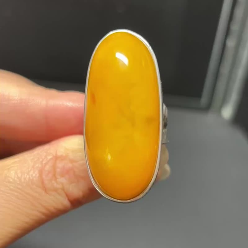 歐款新貨 天然波羅的海老蜜蠟戒指  自然氧化 活口設計 s925銀鍍 - 手鍊/手環 - 水晶 