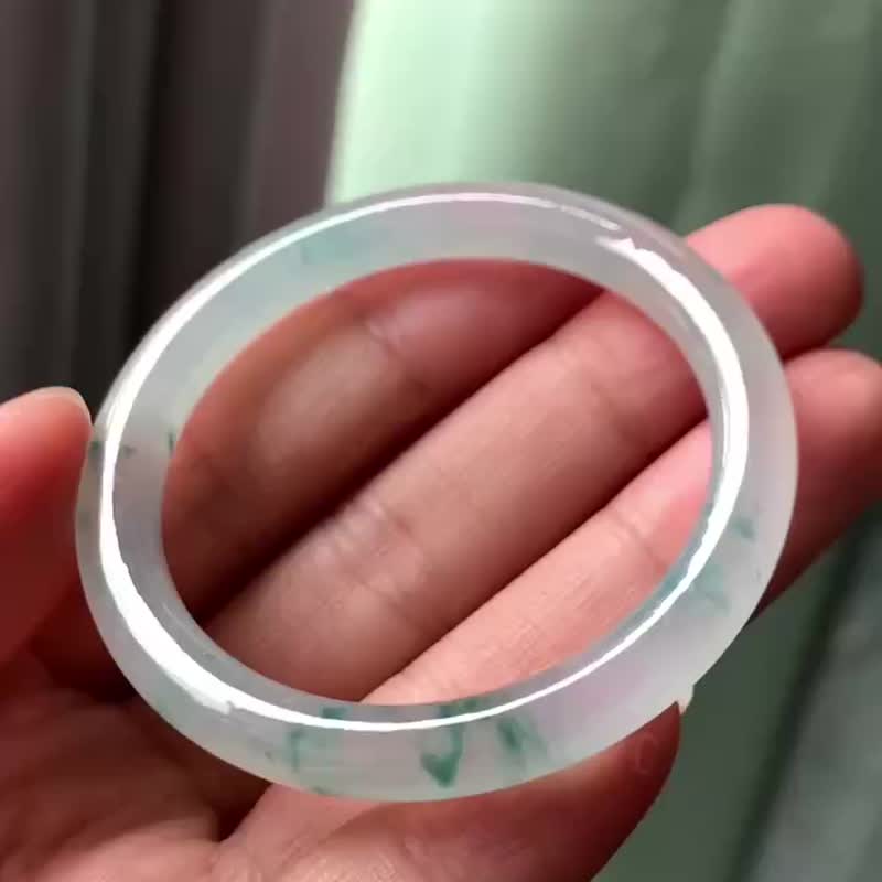 冰種 天然翡翠 緬甸 A玉 玉鐲 • 冰種飄花翡翠圓鐲 - 手鍊/手環 - 玉石 綠色