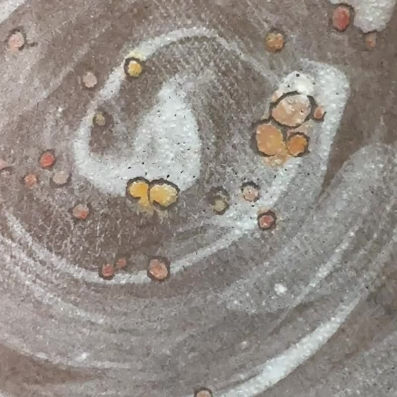 灑落落地  手捏陶盤 13.3x12.5x2.2cm - 盤子/餐盤/盤架 - 陶 