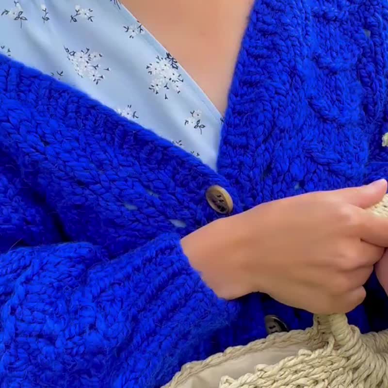 Super chunky sweater cardigan Oversized cardigan Handmade knit jacket - 女毛衣/針織衫 - 羊毛 