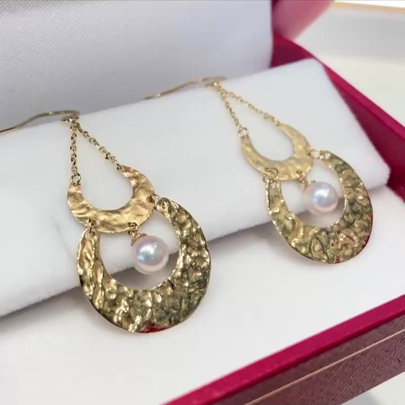 Gold Earrings Made by Japanese Artisans K18 (Au750) Akoya Pearl