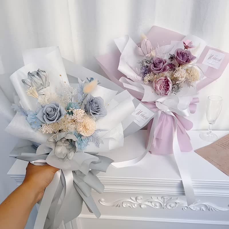 Valentine's Day Bouquet - ช่อดอกไม้แห้ง - พืช/ดอกไม้ สีน้ำเงิน