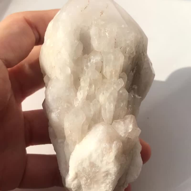 馬達加斯加 白菠蘿水晶 側芽水晶 水晶簇 白水晶 原礦礦標 教堂 - 擺飾/家飾品 - 水晶 白色