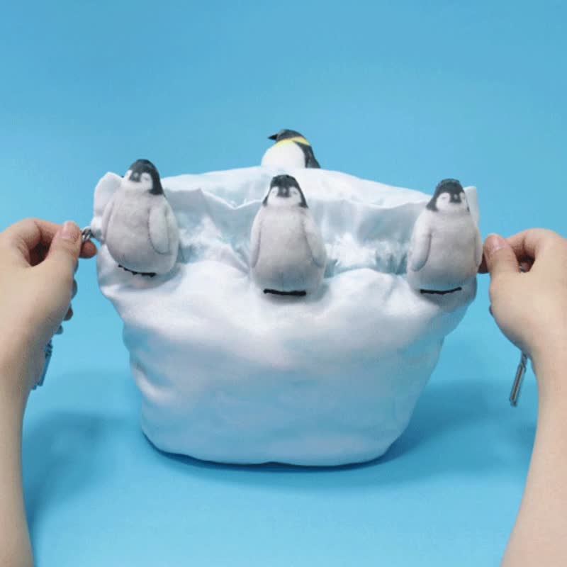 【YOU+MORE!】Parent-child reunion penguin drawstring storage/cosmetic bag - Toiletry Bags & Pouches - Polyester 