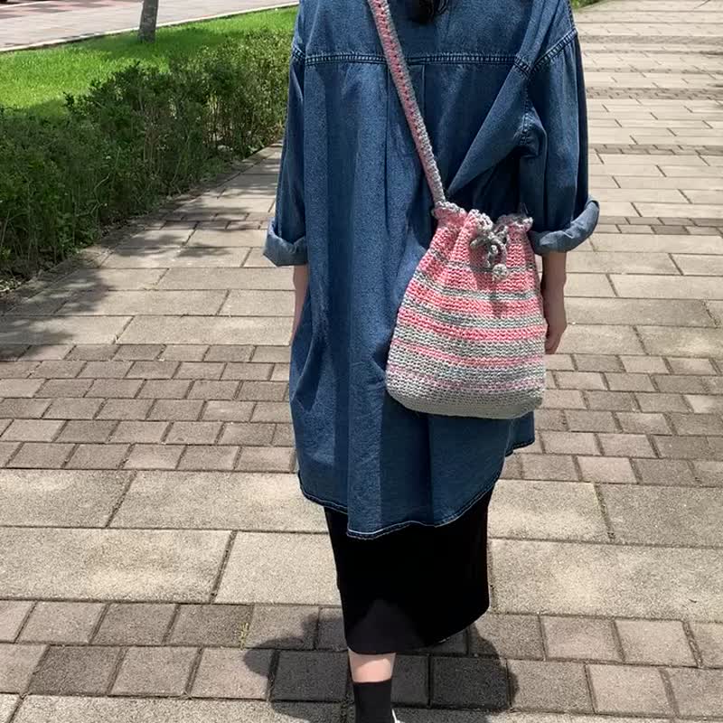 草莓氣泡麻繩編織包 / 麻繩編織 / - 側背包/斜背包 - 棉．麻 粉紅色