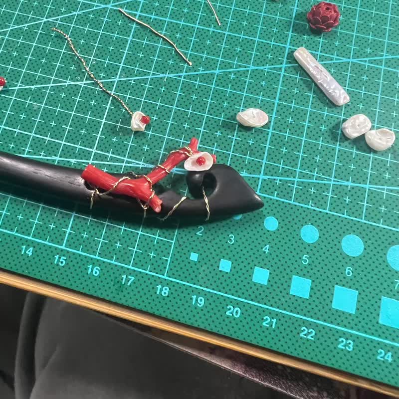 純手工進口14K包金繞線開枝散葉寶石紫光檀木發簪 - 髮夾/髮圈 - 寶石 多色