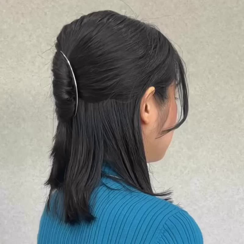 KANZASHI Comb 【Arc liner comb / Silver】 - 髮夾/髮圈 - 其他金屬 銀色