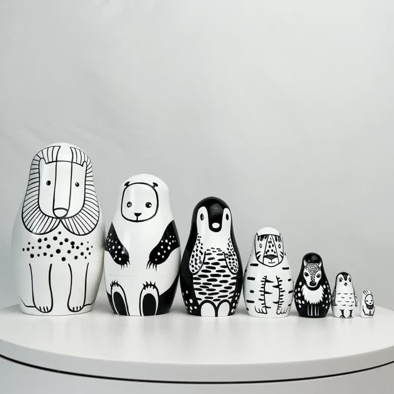 Animals Nesting Dolls Set 7 pcs - Black and White Decor - Wooden Stacking Toys - Kids' Toys - Wood Black