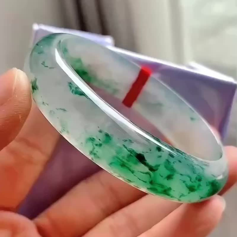 冰種 天然翡翠 緬甸 A玉 玉鐲 • 高冰種飄花翡翠貴妃鐲 - 手鍊/手環 - 玉石 綠色
