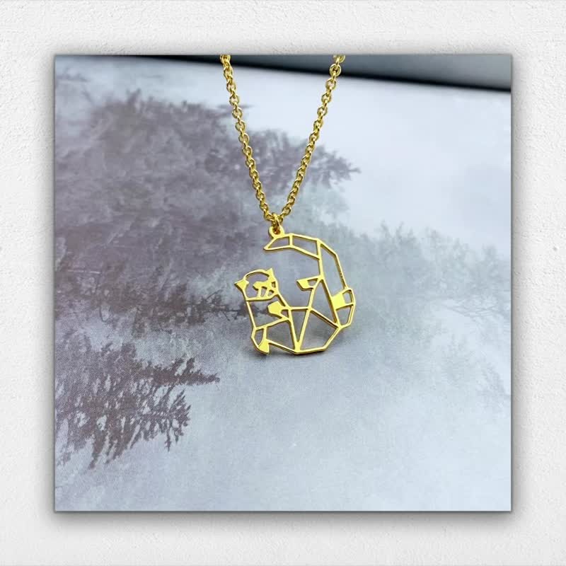 Geometric Sea Otter Necklace, Gold Plated, Graduation gift, Birthday Gift - 項鍊 - 銅/黃銅 金色