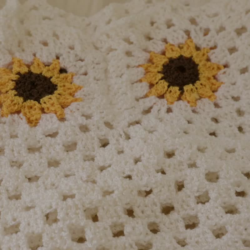 Sunflower crochet dress for baby girl - ชุดเด็ก - ผ้าฝ้าย/ผ้าลินิน ขาว