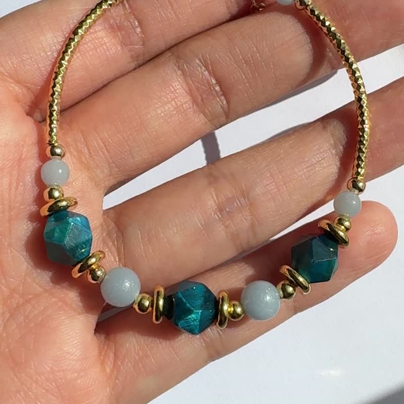 Blue Stone Angel Stone Gold Plated Bracelet | Healing Courage Confidence Vitality - สร้อยข้อมือ - เครื่องประดับพลอย สีน้ำเงิน