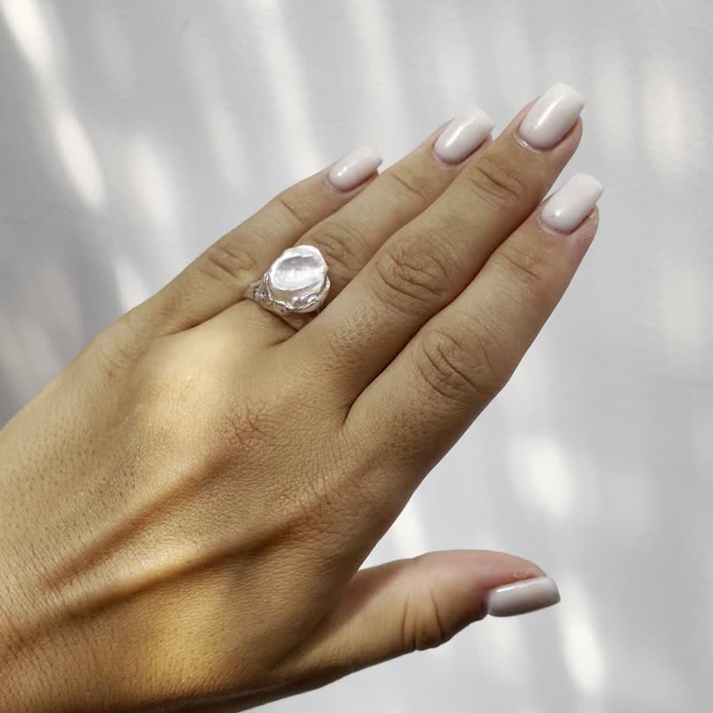 Baroque pearl silver 925 ring,  white pearl silver ring, pearl silver ring 戒指 - แหวนทั่วไป - เงินแท้ สีเงิน