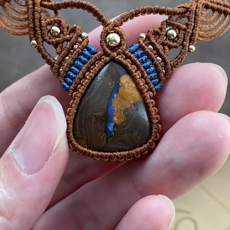 N639 民族風蠟線編織 鐵礦石澳寶  項鍊 (可調長度) - 項鍊 - 寶石 咖啡色