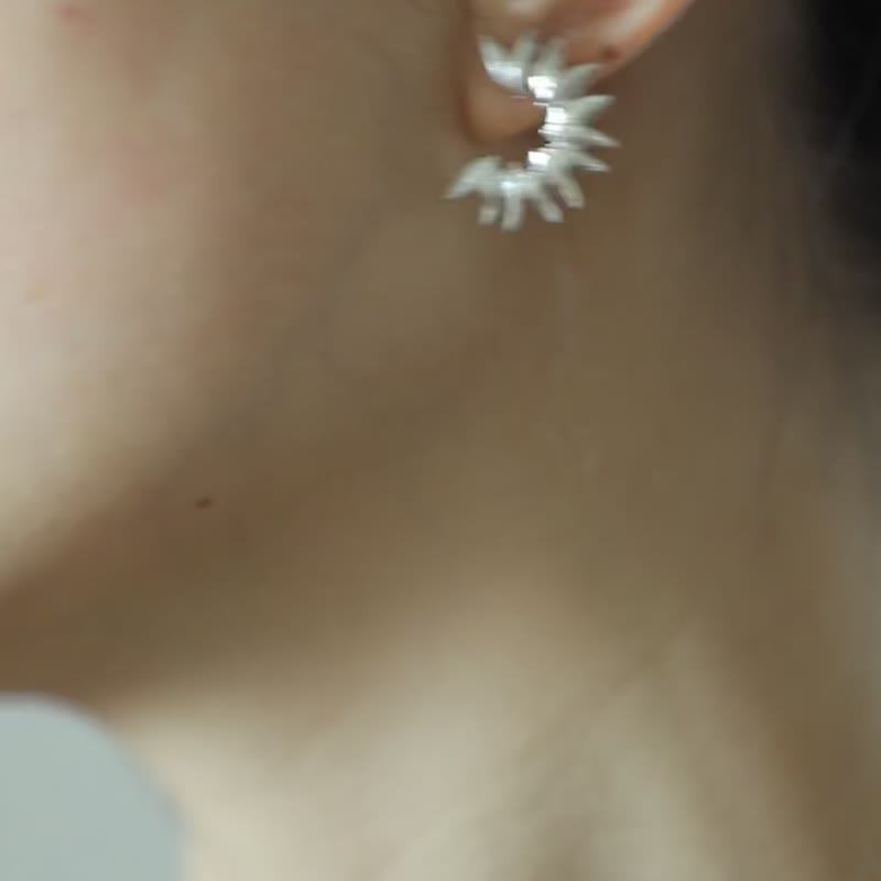 Semicircular Sunflower Petal Leaf Stud Earrings Plant 925 sterling Silver geomet - ต่างหู - เงินแท้ 