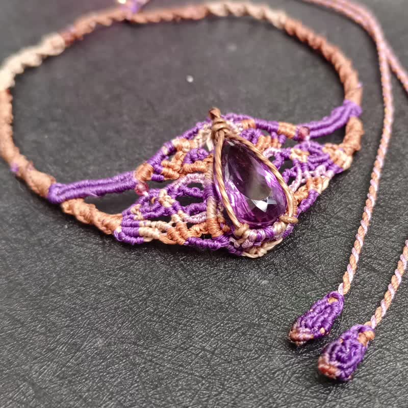 Unique handmade amethyst necklace - สร้อยคอ - เครื่องเพชรพลอย สีม่วง