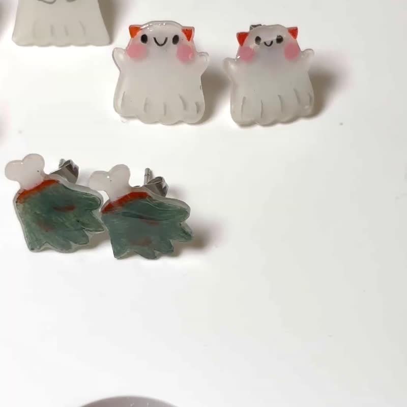 Handmade Halloween earrings - ต่างหู - เรซิน 