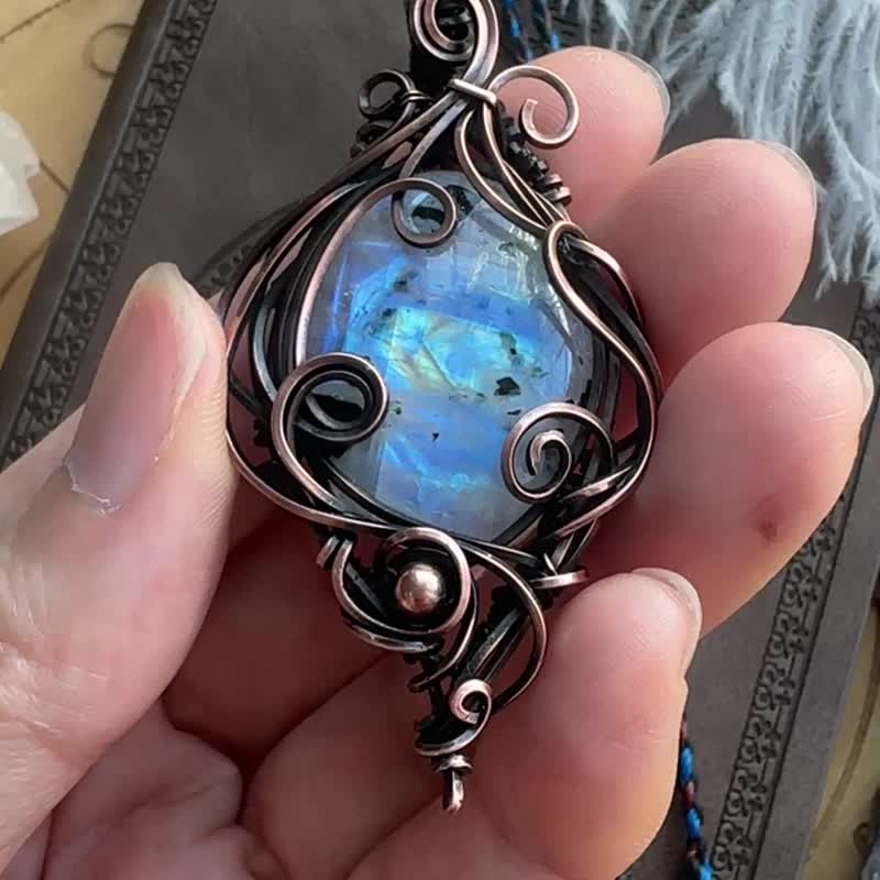 WW429 民族風 繞銅線復古做舊 wire wrap 月亮石 吊咀 頸鏈 - 項鍊 - 銅/黃銅 咖啡色