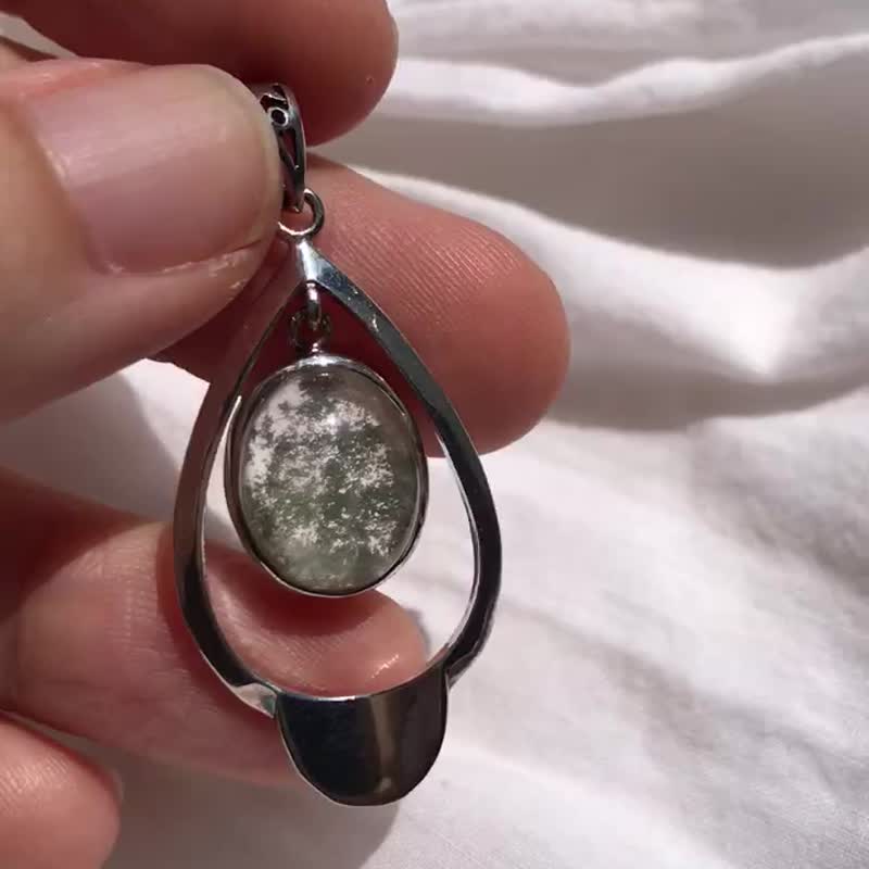 925銀 巴西星光 綠幽靈 冰透 蟲型 幽靈水晶吊咀 原石 水晶 擺設 - 項鍊 - 水晶 綠色