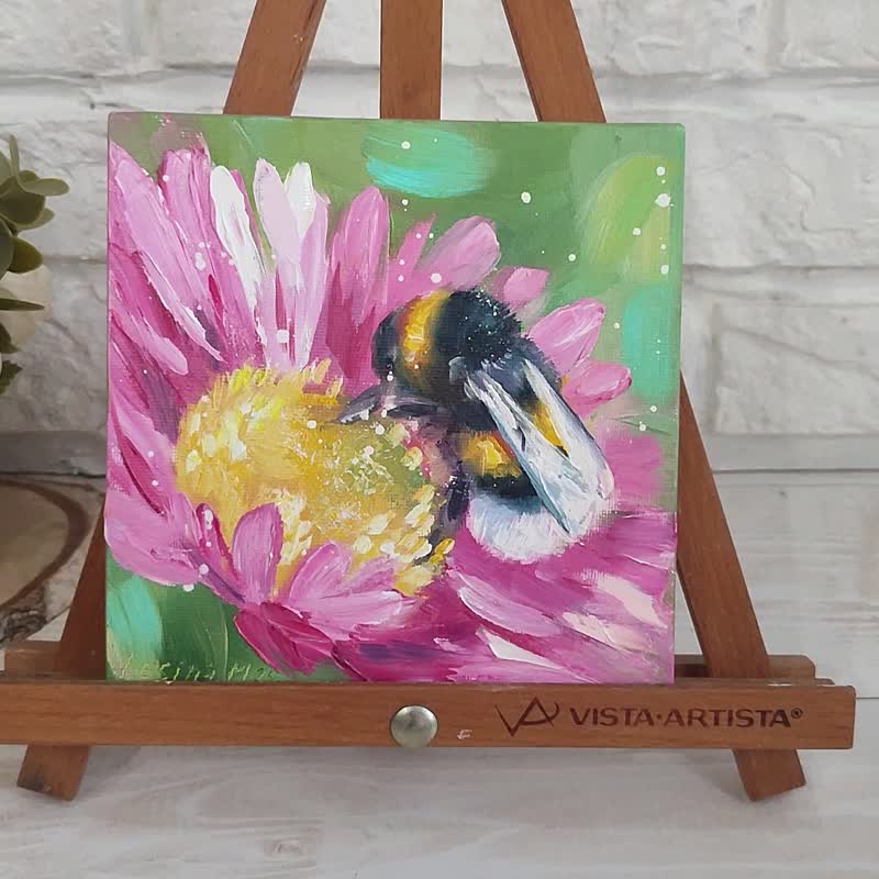 Bumblebee Oil Painting Bee Small Art  Bee Artwork Flower Painting Bee Oil Art - 壁貼/牆壁裝飾 - 其他材質 粉紅色