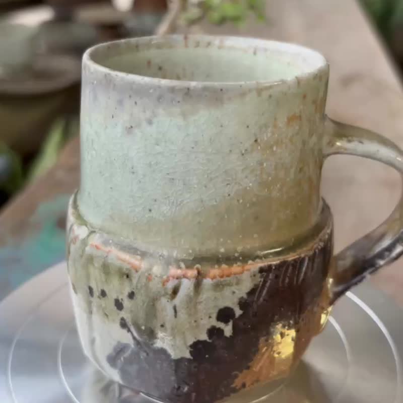 星空のコーヒーカップ - マグカップ - 陶器 ブラウン